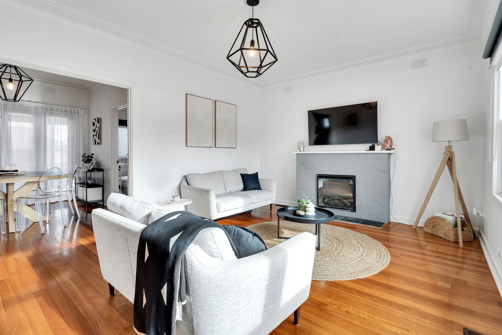 87 Hotham Road, Niddrie, VIC 3042 - Thumbnail 2 - 30/05/2025