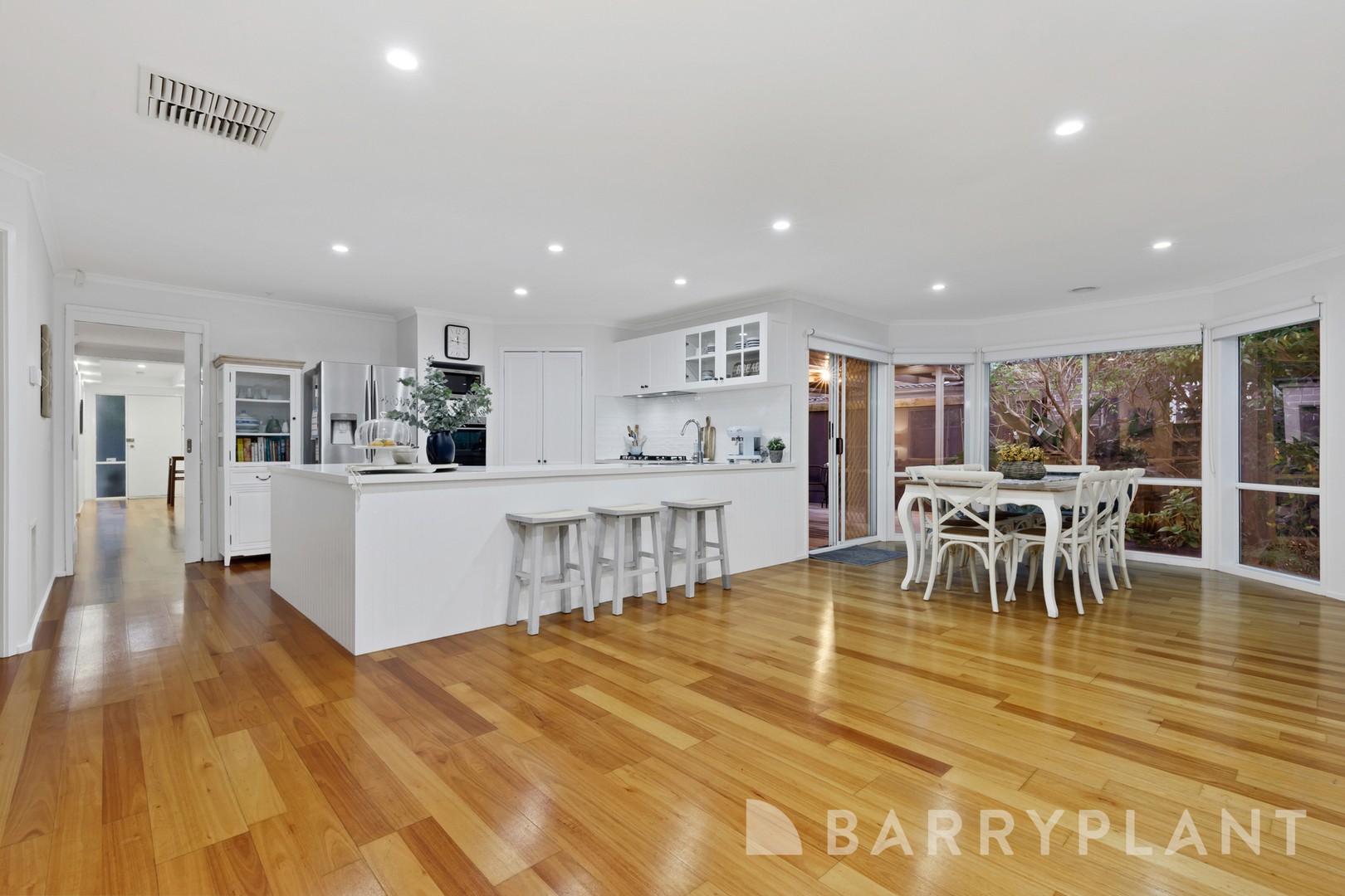 87 Josef Avenue, Bundoora, VIC 3083, Bundoora - Thumbnail 4