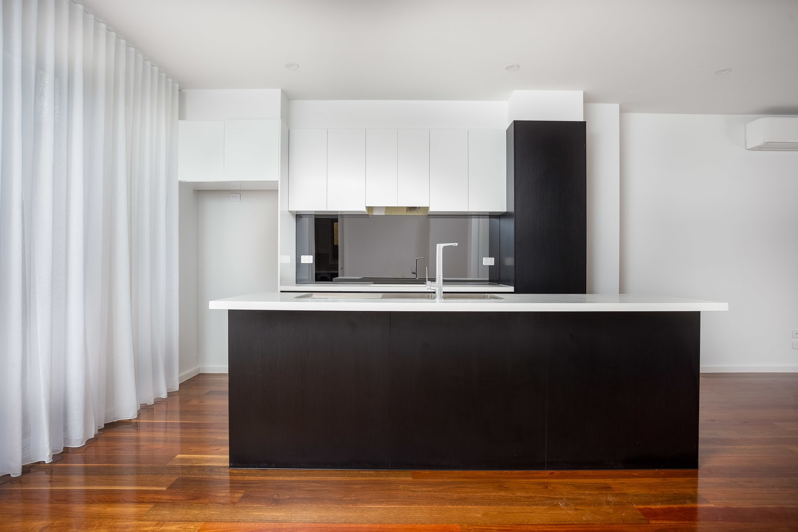 87 Suffolk Street, West Footscray, VIC 3012, West Footscray - Thumbnail 2