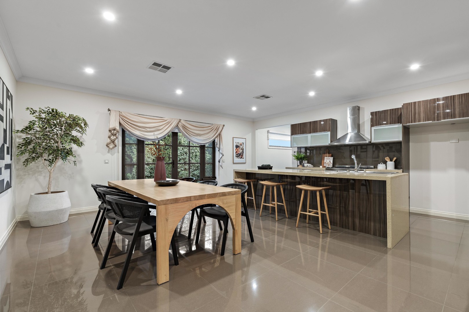 87 The Esplanade, Taylors Hill, VIC 3037, Taylors Hill - Thumbnail 4