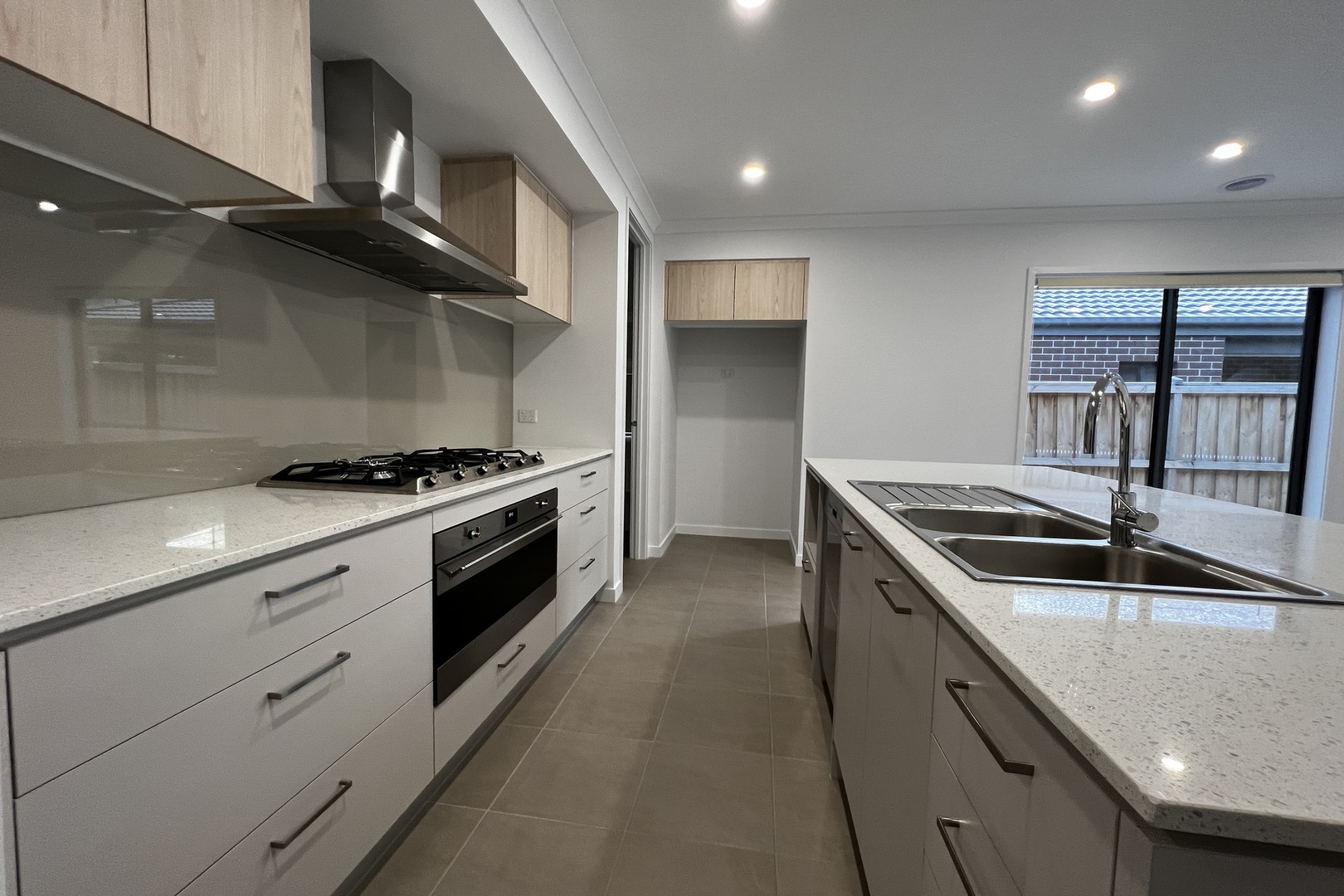 87 Walkside Boulevard, Fraser Rise, VIC 3336 - Thumbnail 2 - 16/01/2026