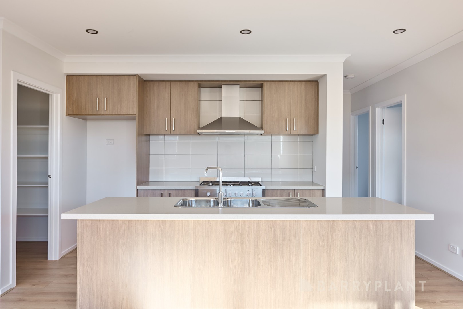 87 Watercolour Blvd, Clyde North, VIC 3978 - Thumbnail 1 - 05/05/2025