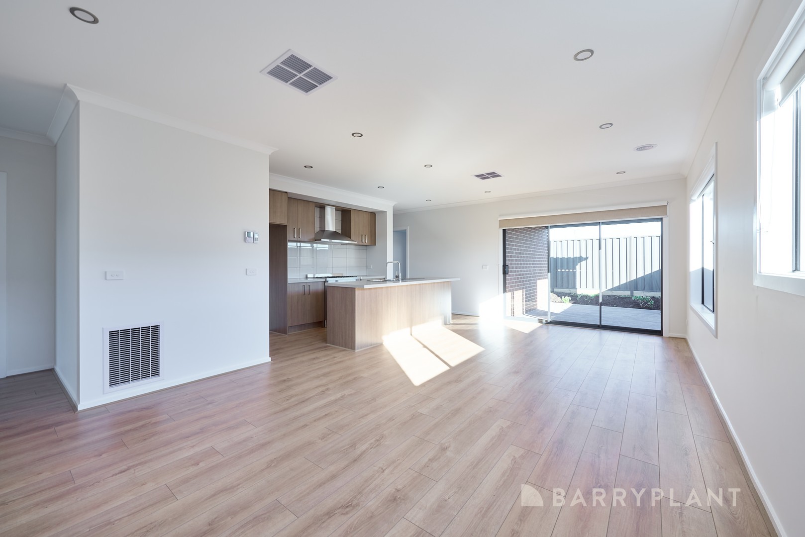 87 Watercolour Blvd, Clyde North, VIC 3978 - Thumbnail 2 - 05/05/2025