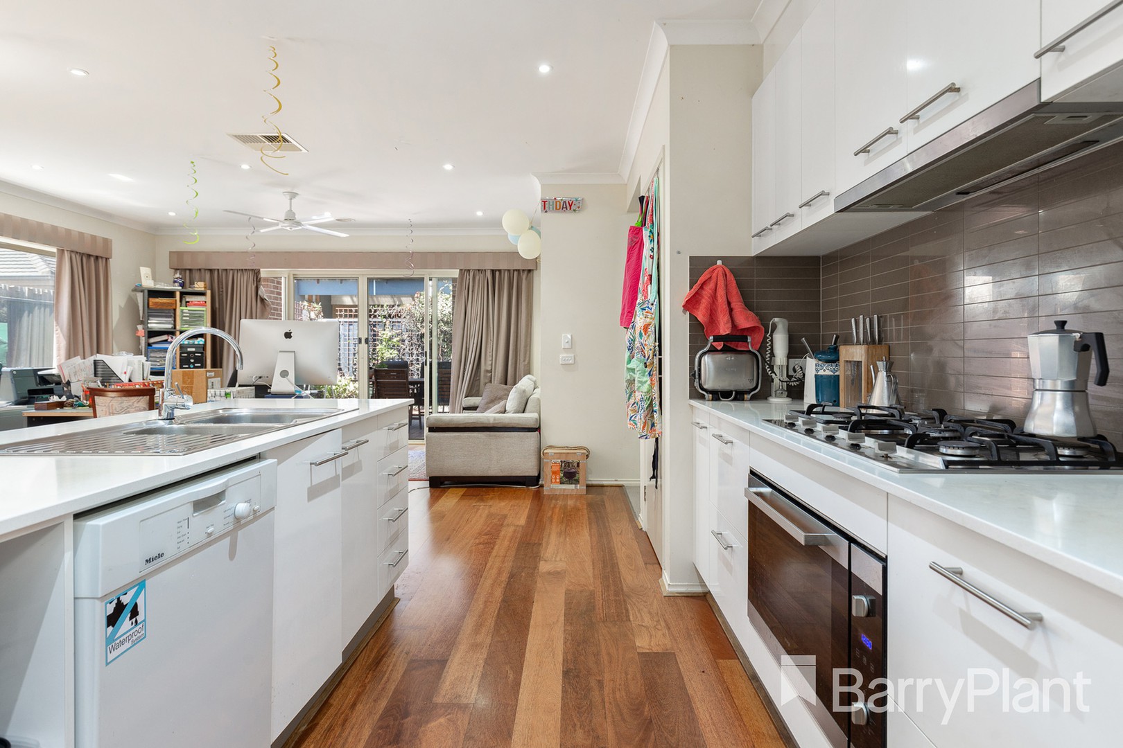 88 Burnham CrescentKeysborough, VIC 3173, Keysborough - Thumbnail 4