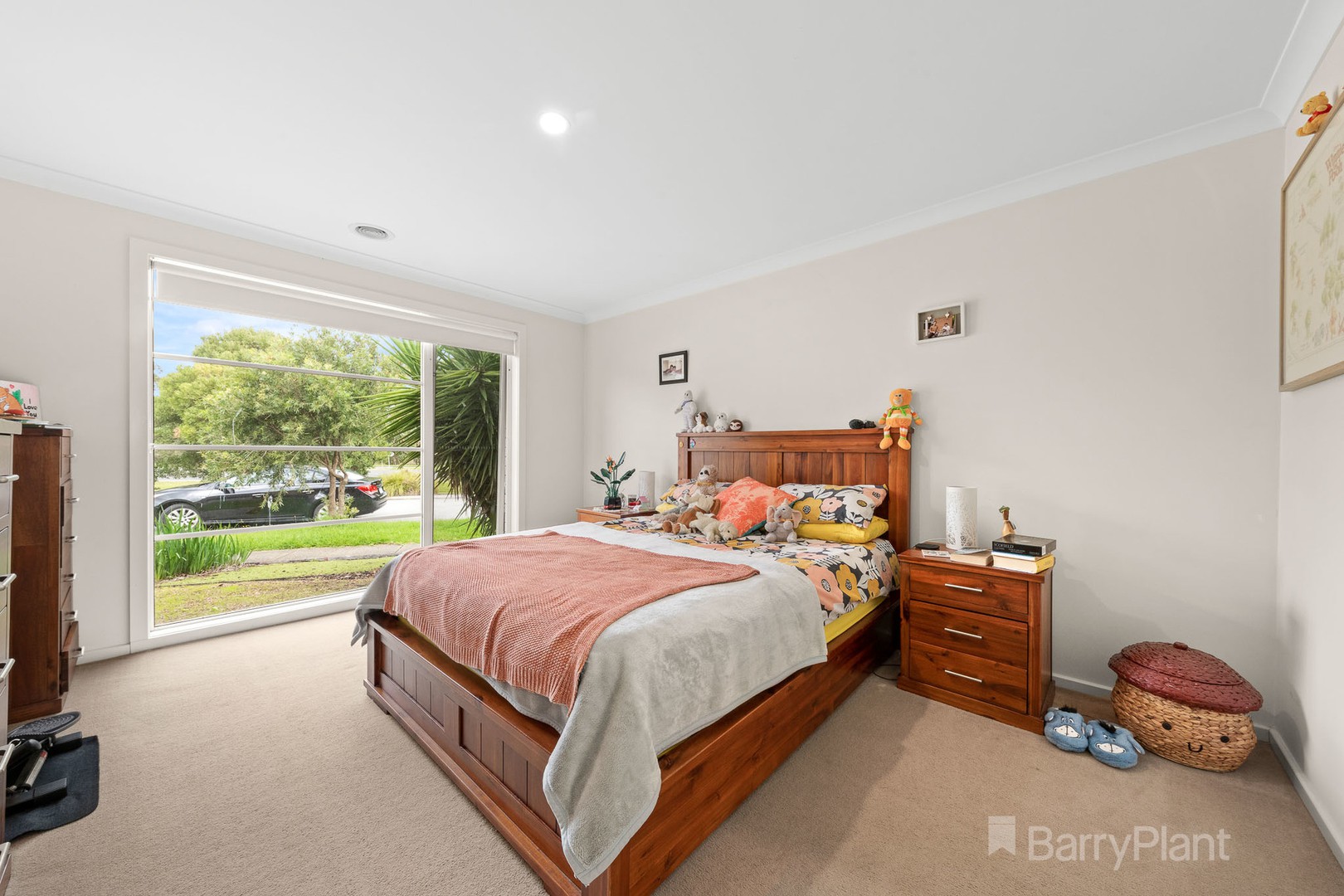 88 Fallingwater Drive, Pakenham, VIC 3810, Pakenham - Thumbnail 4