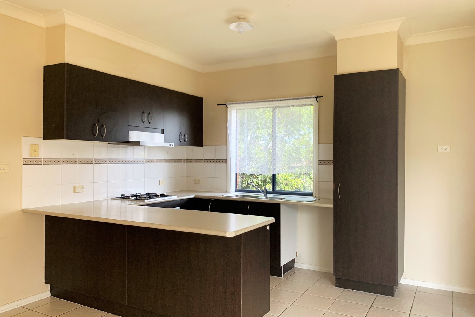 88 Hamilton Hume Parade, Craigieburn, VIC 3064, Craigieburn - Thumbnail 2