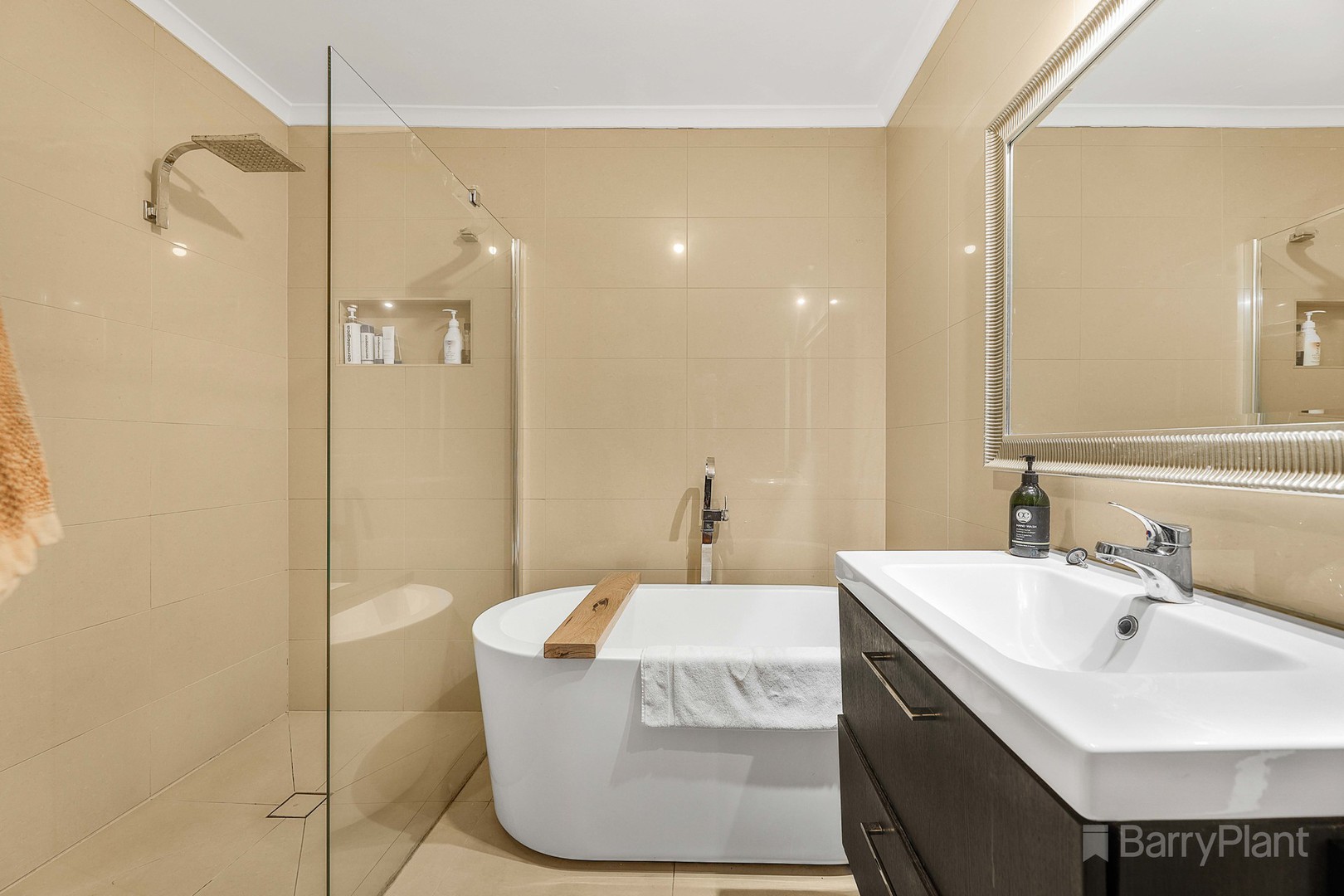 88 Lomond Avenue, Kilsyth, VIC 3137, Kilsyth - Thumbnail 7