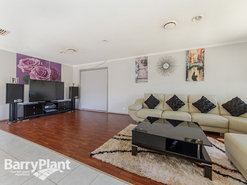 88 Magnolia Street, St Albans, VIC 3021 - Thumbnail 2 - 09/12/2021