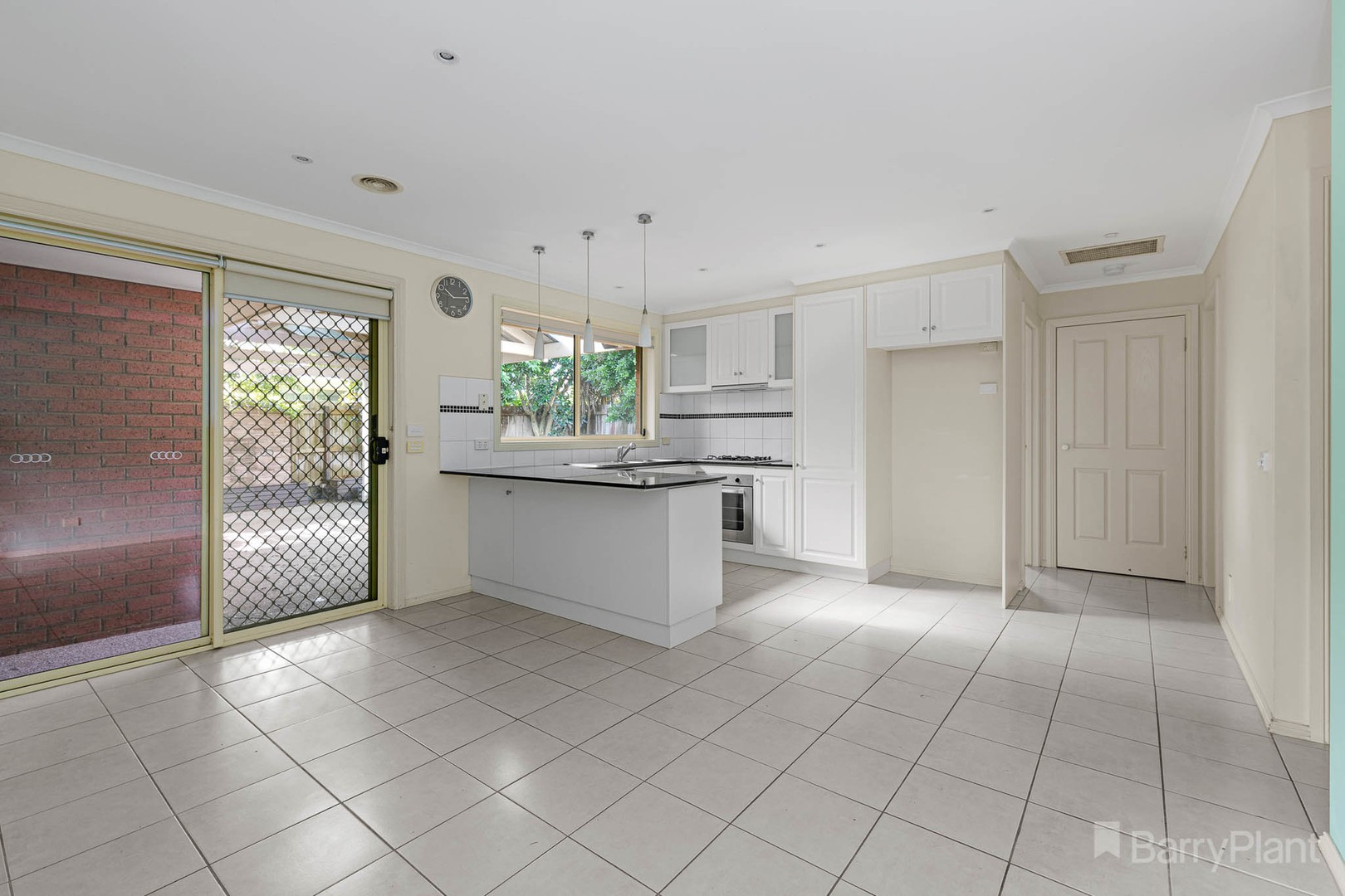 88 Manna Gum Drive, Pakenham, VIC 3810, Pakenham - Thumbnail 2