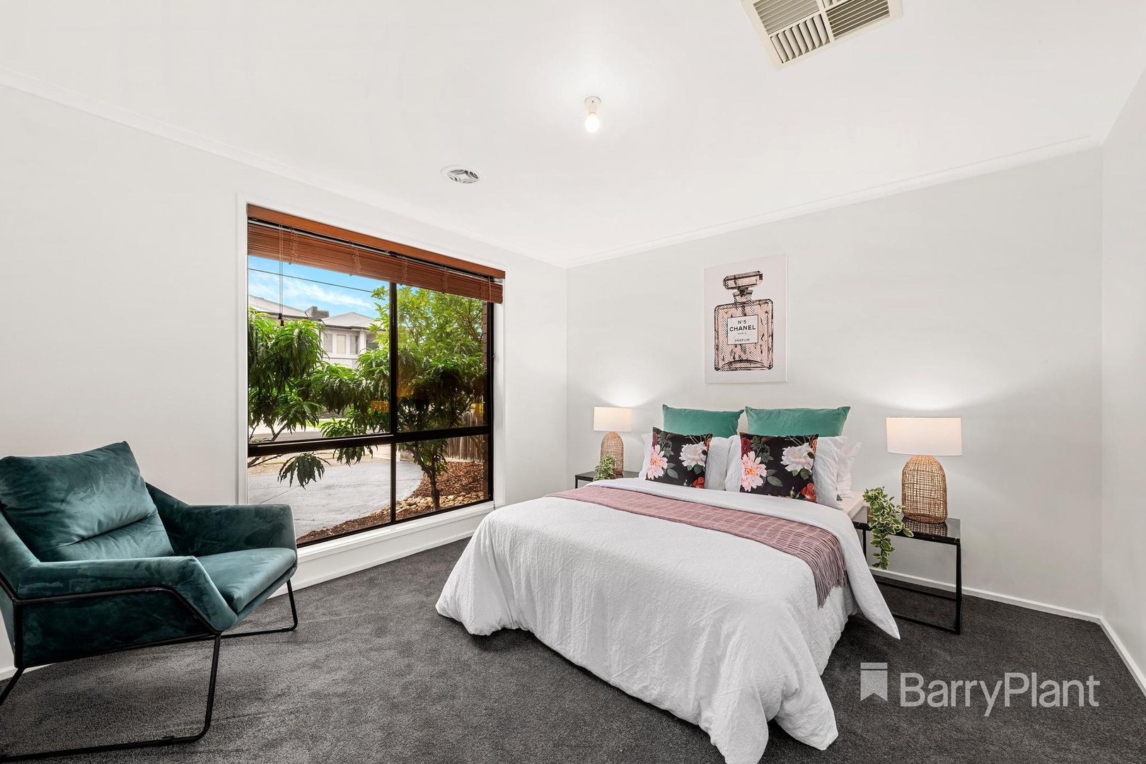 88 Romano Avenue, Mill Park, VIC 3082, Mill Park - Thumbnail 5