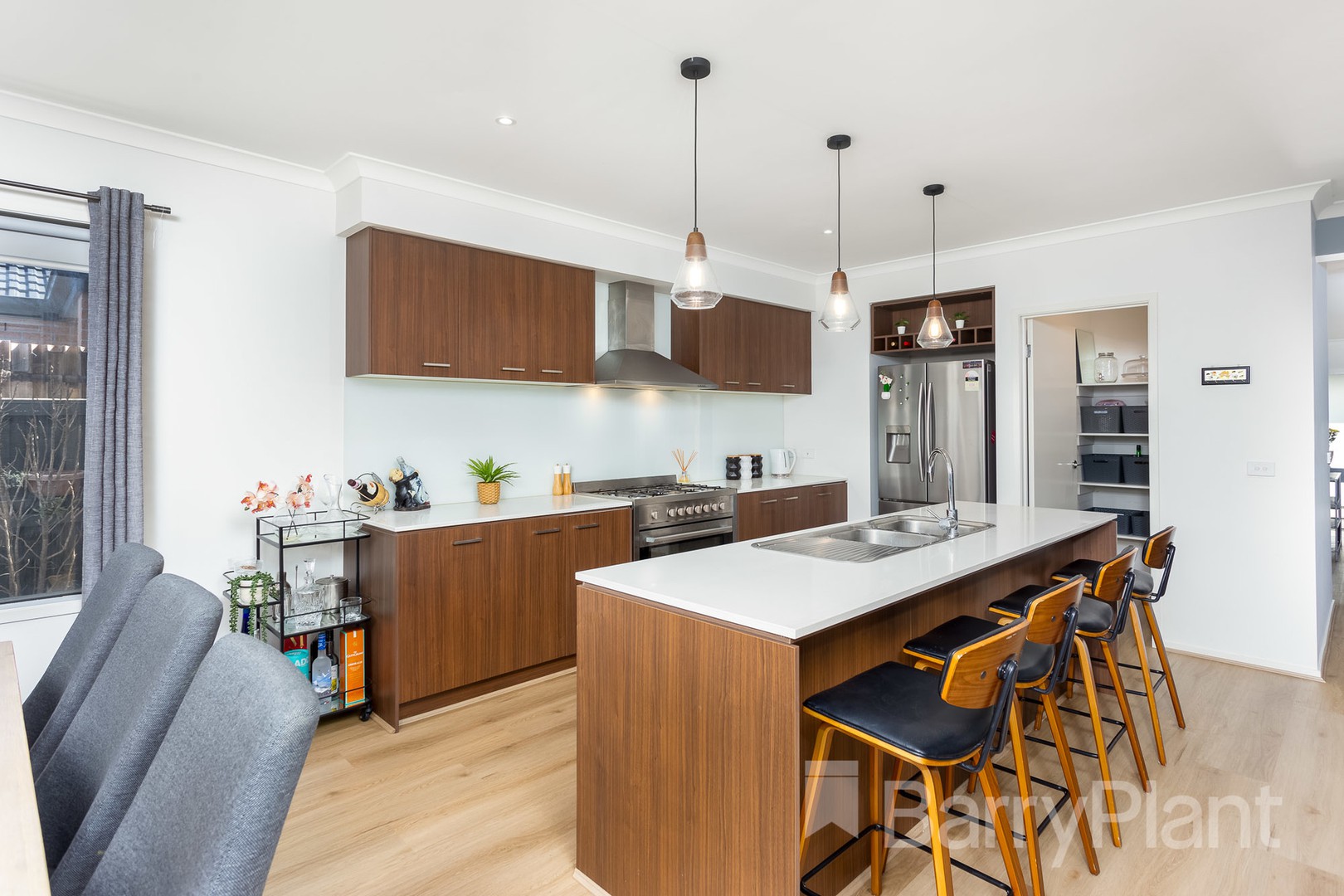 88 Waterhaven Boulevard, Point Cook, VIC 3030, Point Cook - Thumbnail 4