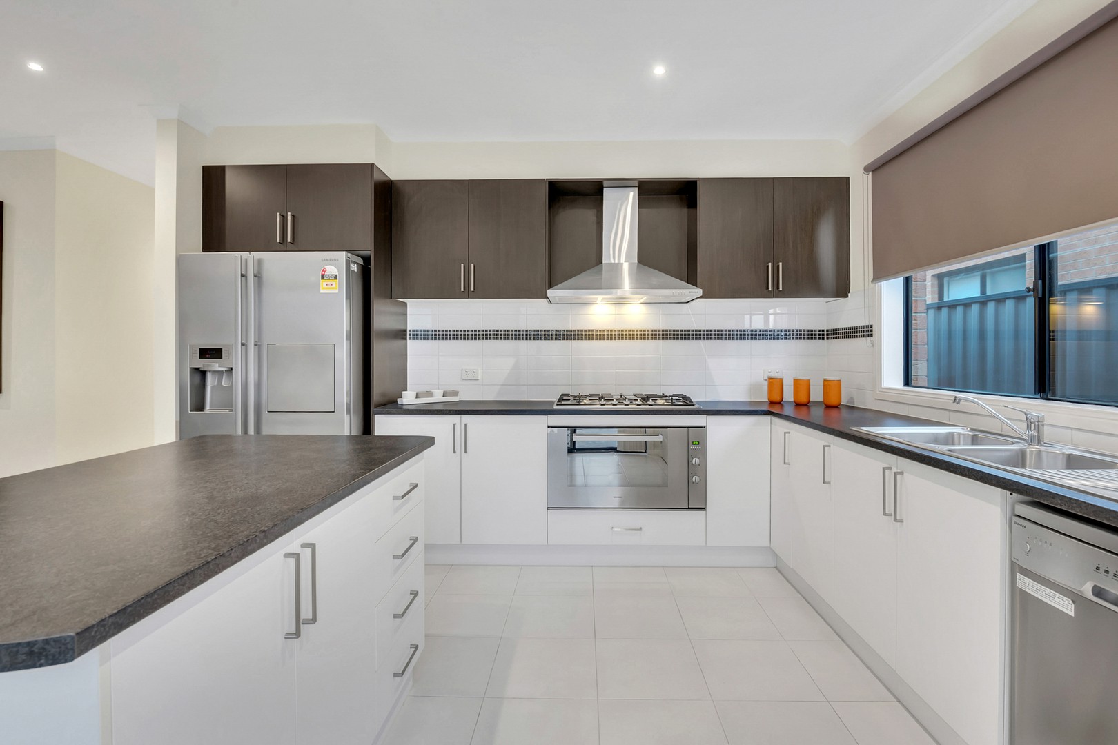 89 Charteris Drive, Craigieburn, VIC 3064, Craigieburn - Thumbnail 2