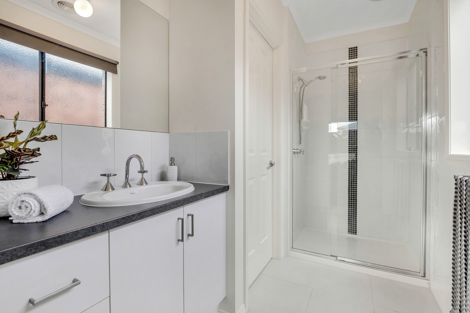 89 Charteris Drive, Craigieburn, VIC 3064, Craigieburn - Thumbnail 8