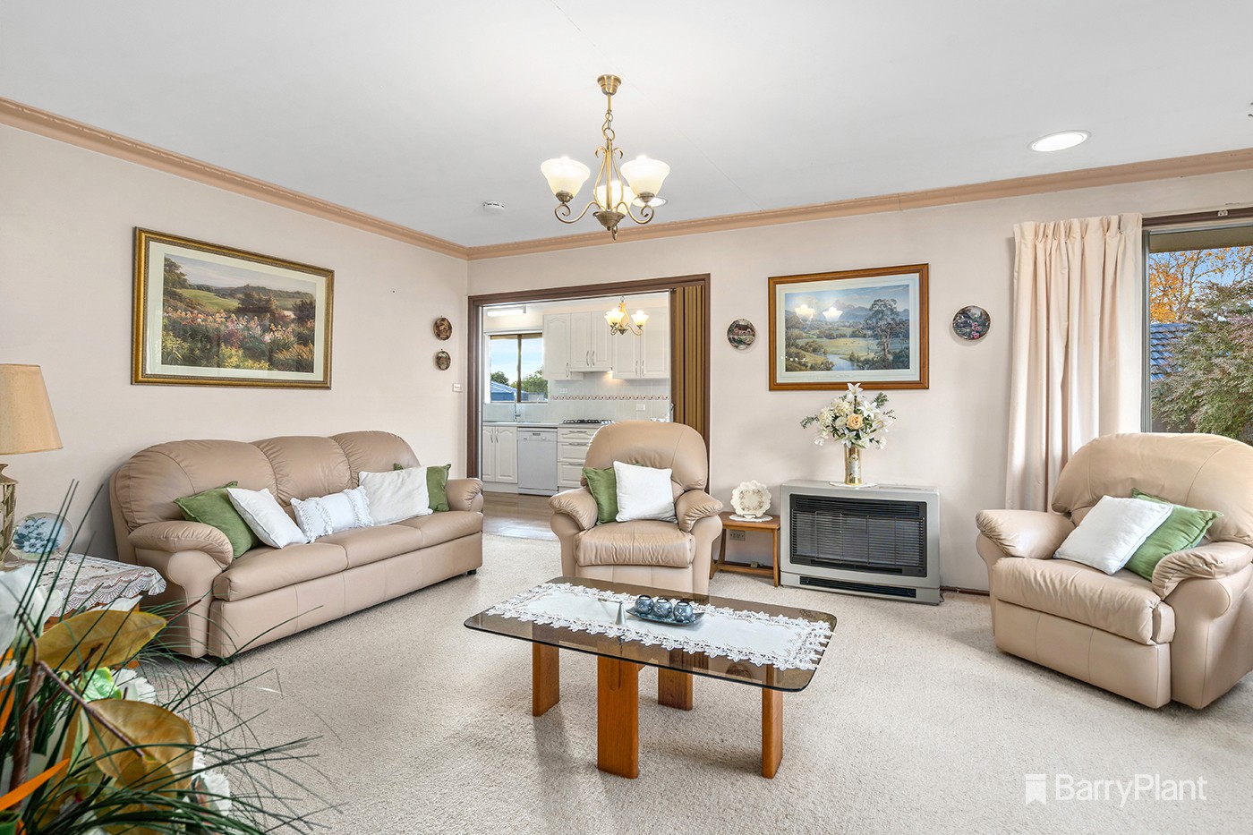 89 Pembroke Road, Mooroolbark, VIC 3138, Mooroolbark - Thumbnail 3