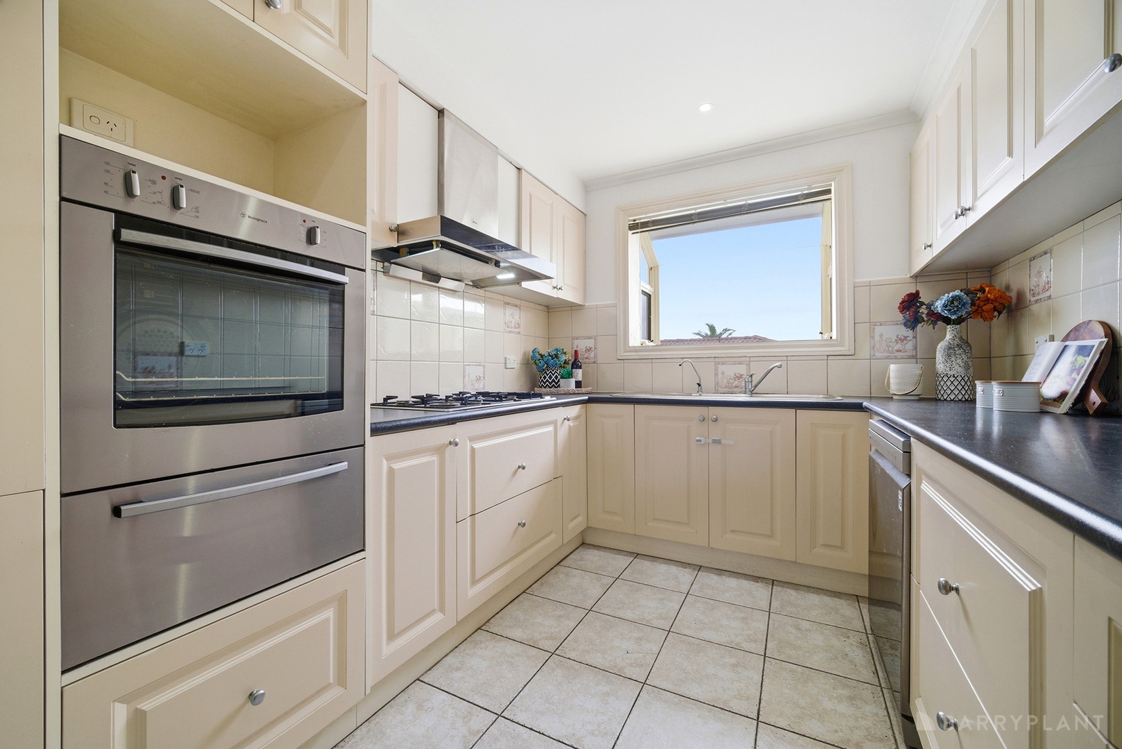 89 Sydney Parkinson Avenue, Endeavour Hills, VIC 3802, Endeavour Hills - Thumbnail 5