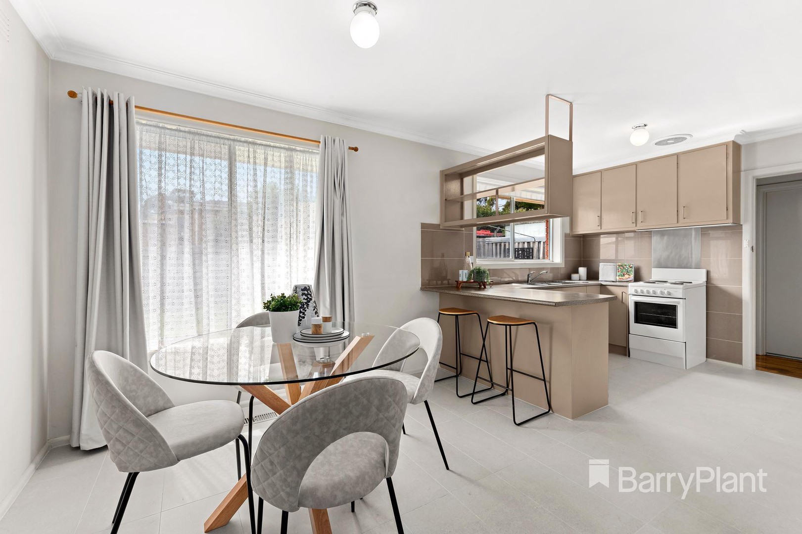 89 Warralong AvenueGreensborough, VIC 3088, Greensborough - Thumbnail 2