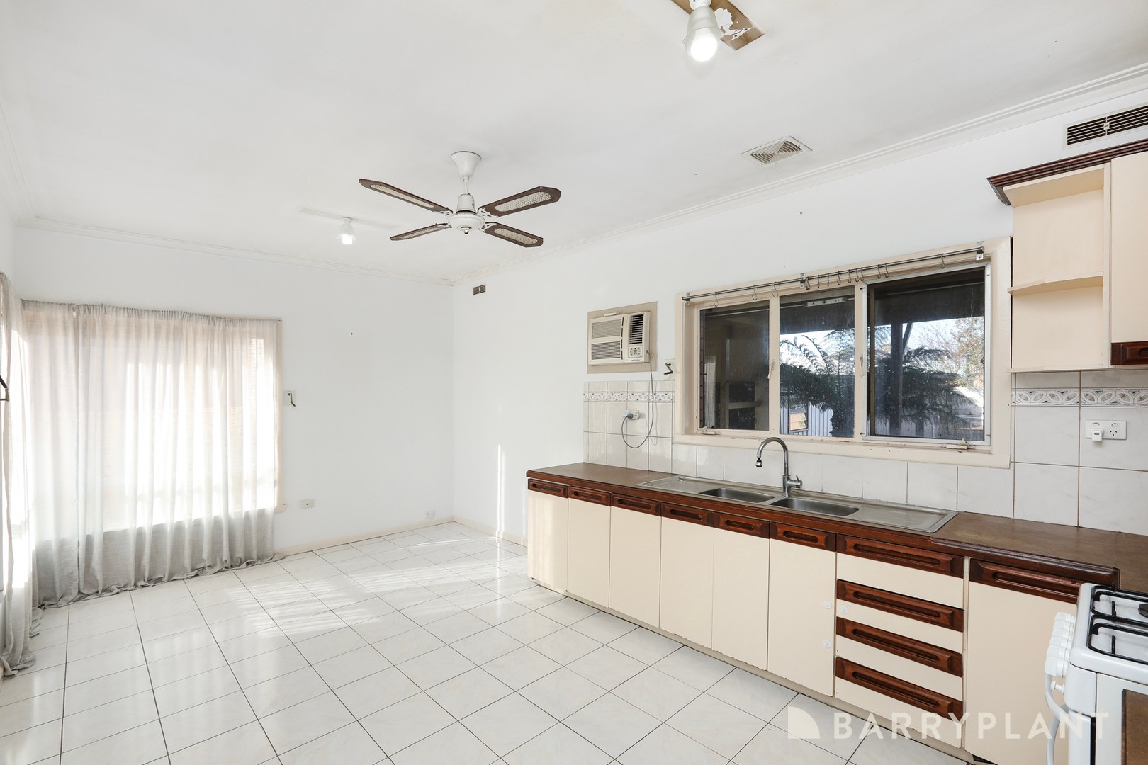 89 Whitesides Avenue, Sunshine West, VIC 3020, Sunshine West - Thumbnail 4