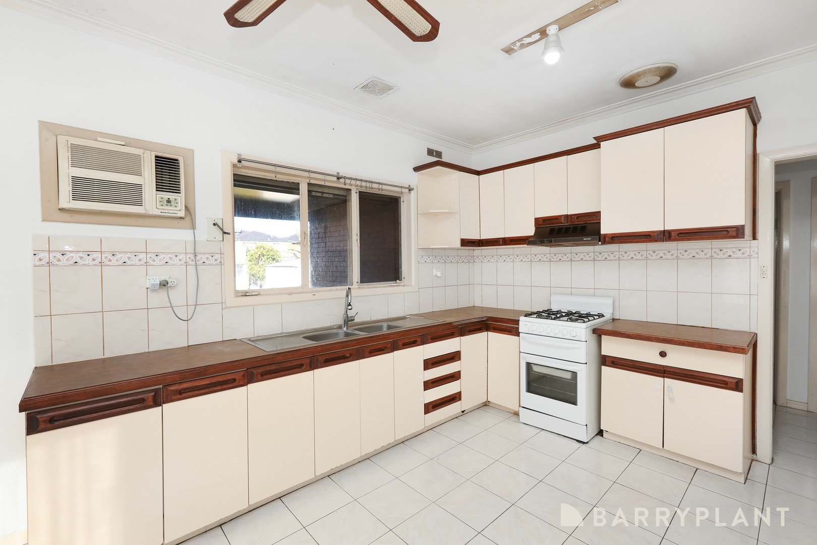 89 Whitesides Avenue, Sunshine West, VIC 3020, Sunshine West - Thumbnail 5
