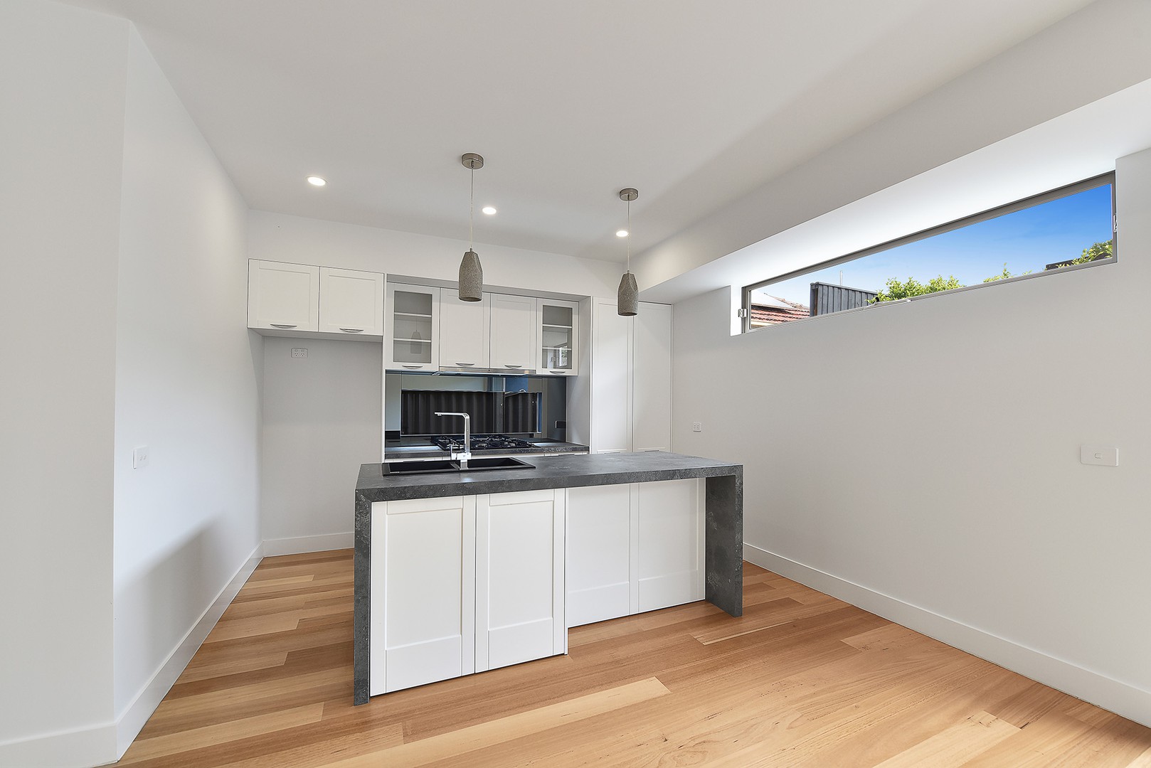 89A Deakin Street, Essendon, VIC 3040, Essendon - Thumbnail 2