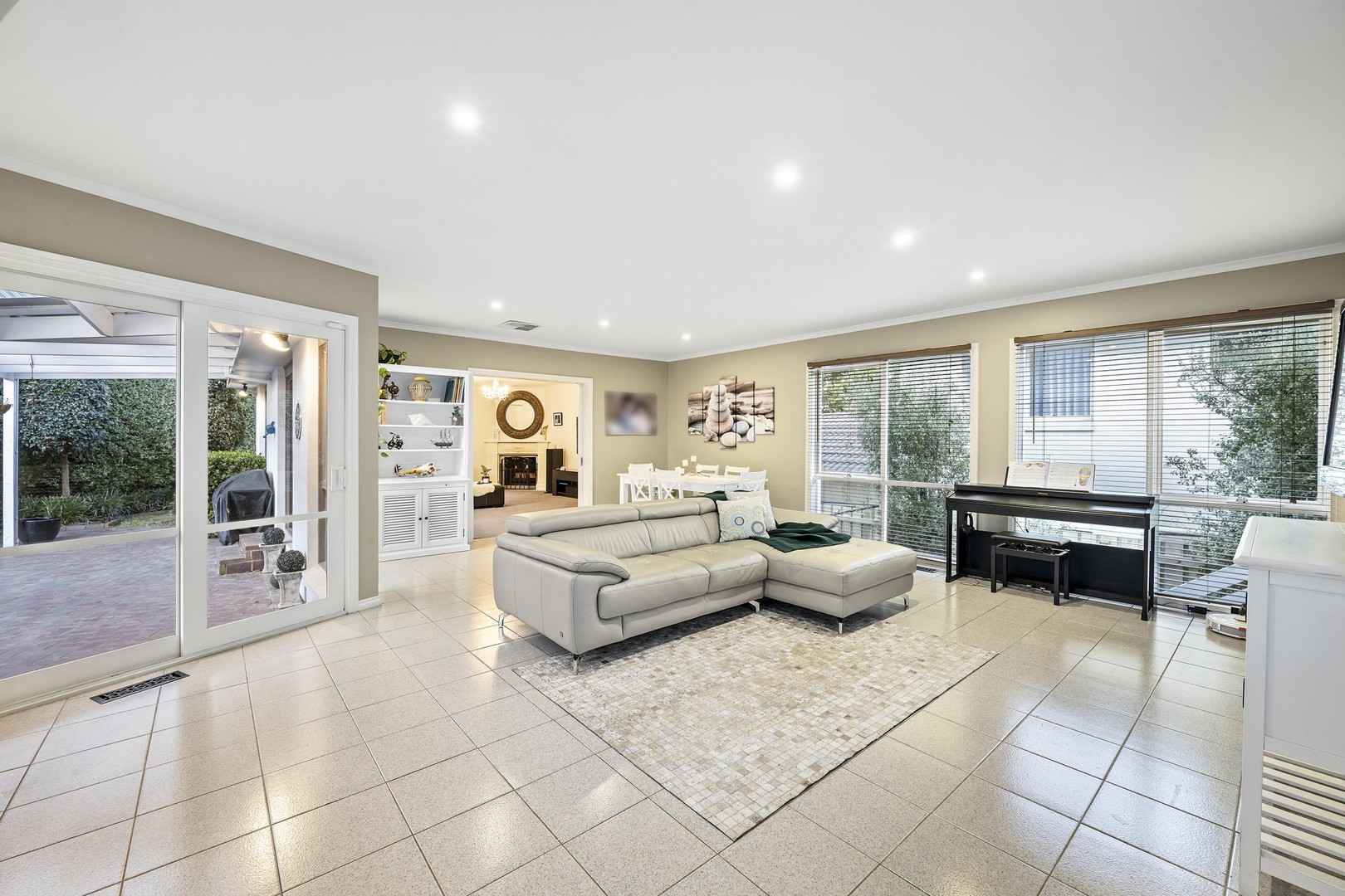 8A Dena Court, Templestowe, VIC 3106, Templestowe - Thumbnail 3