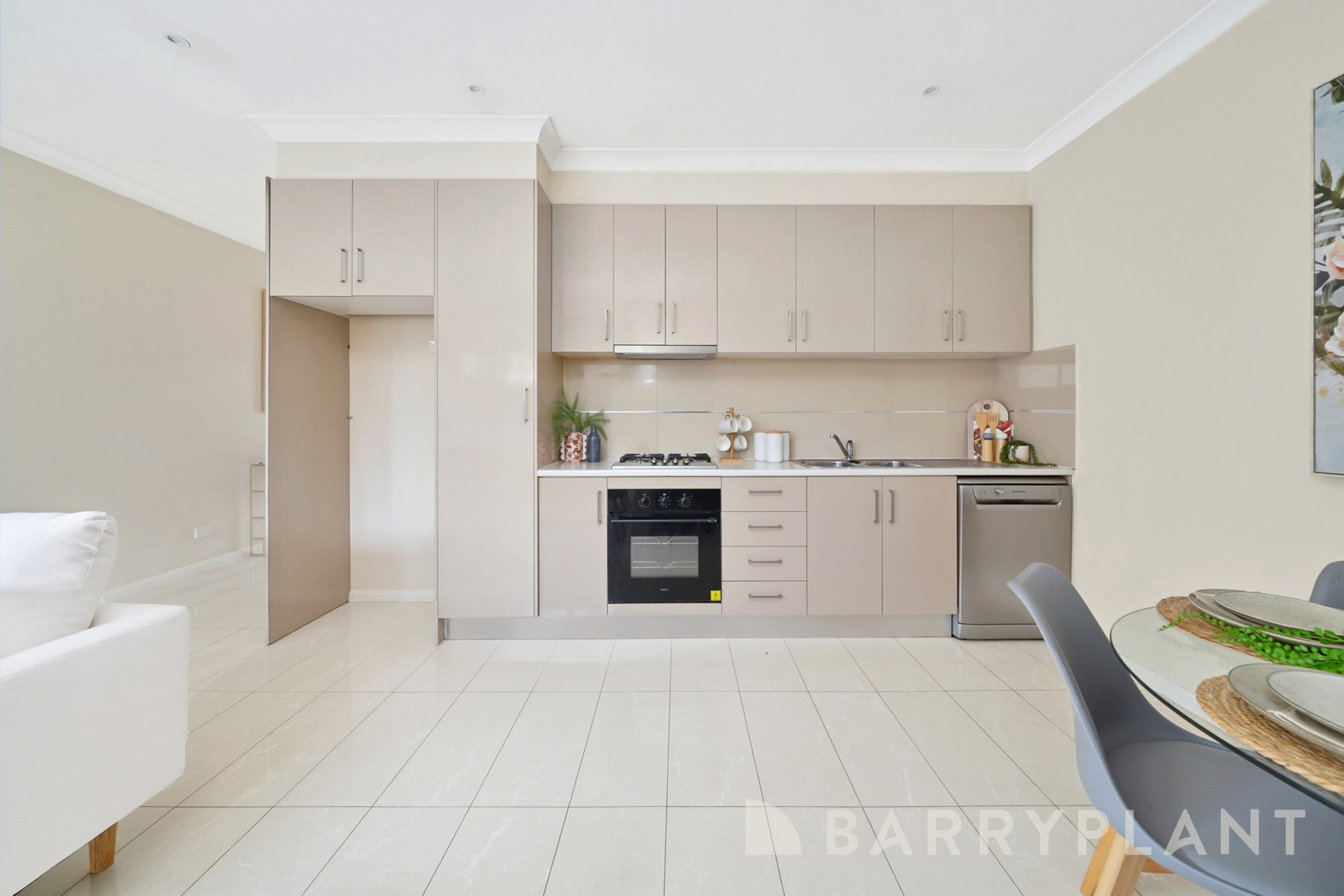 8A Ellerslie Street, Kingsbury, VIC 3083, Kingsbury - Thumbnail 8