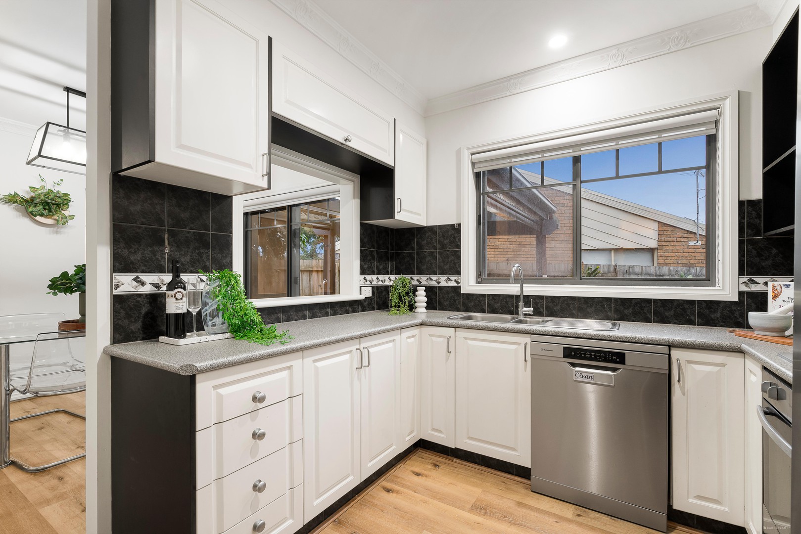8A Quarry Road, Mitcham, VIC 3132, Mitcham - Thumbnail 3