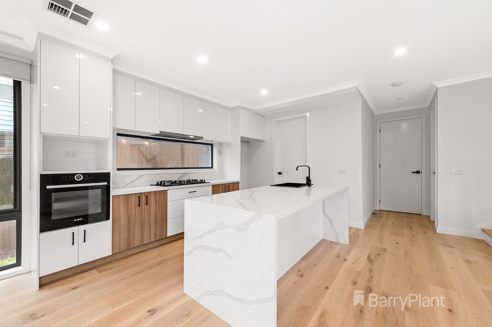 8A Richard Street, Doncaster East, VIC 3109, Doncaster East - Thumbnail 3