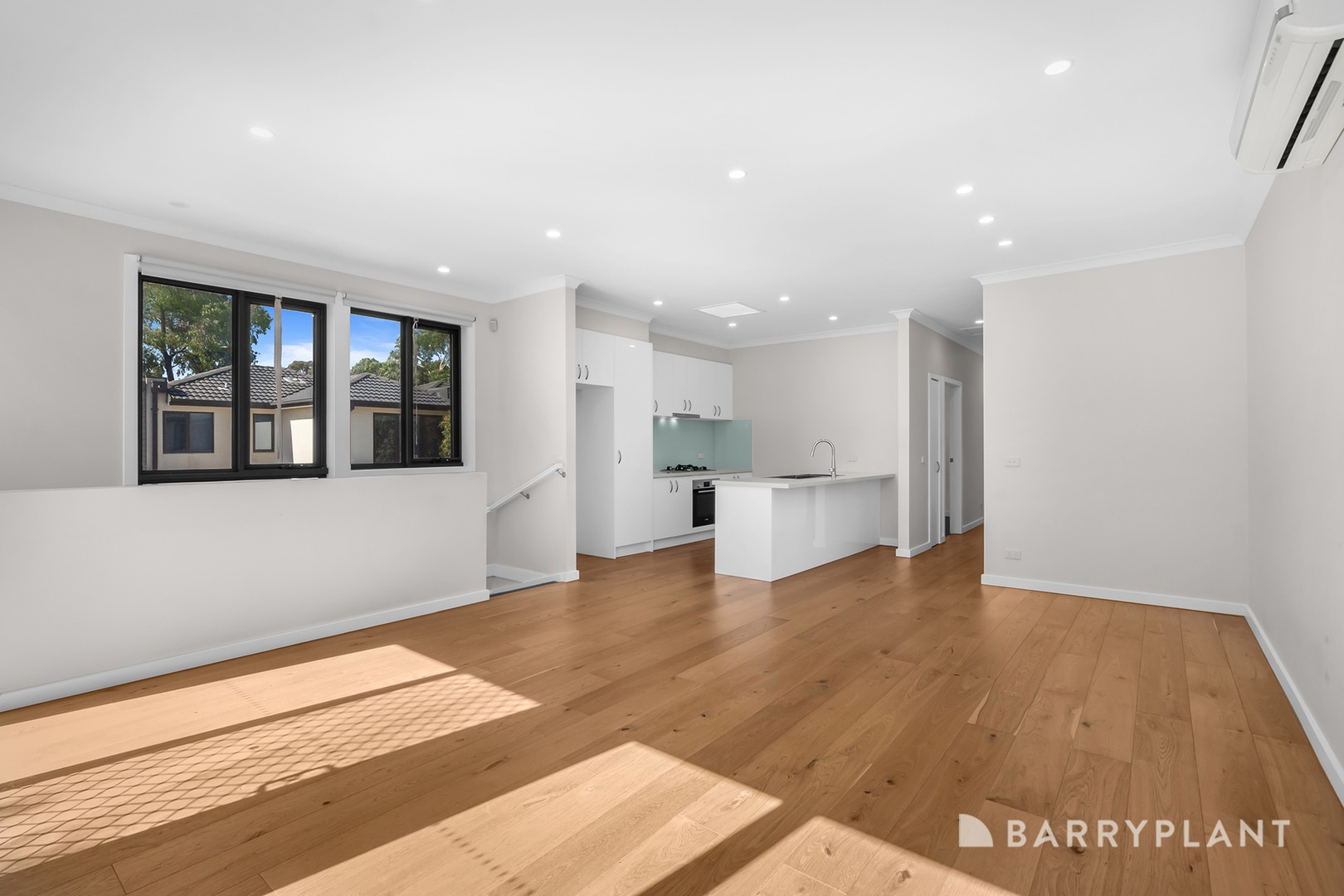 8B Crevelli Street, Reservoir, VIC 3073, Reservoir - Thumbnail 4