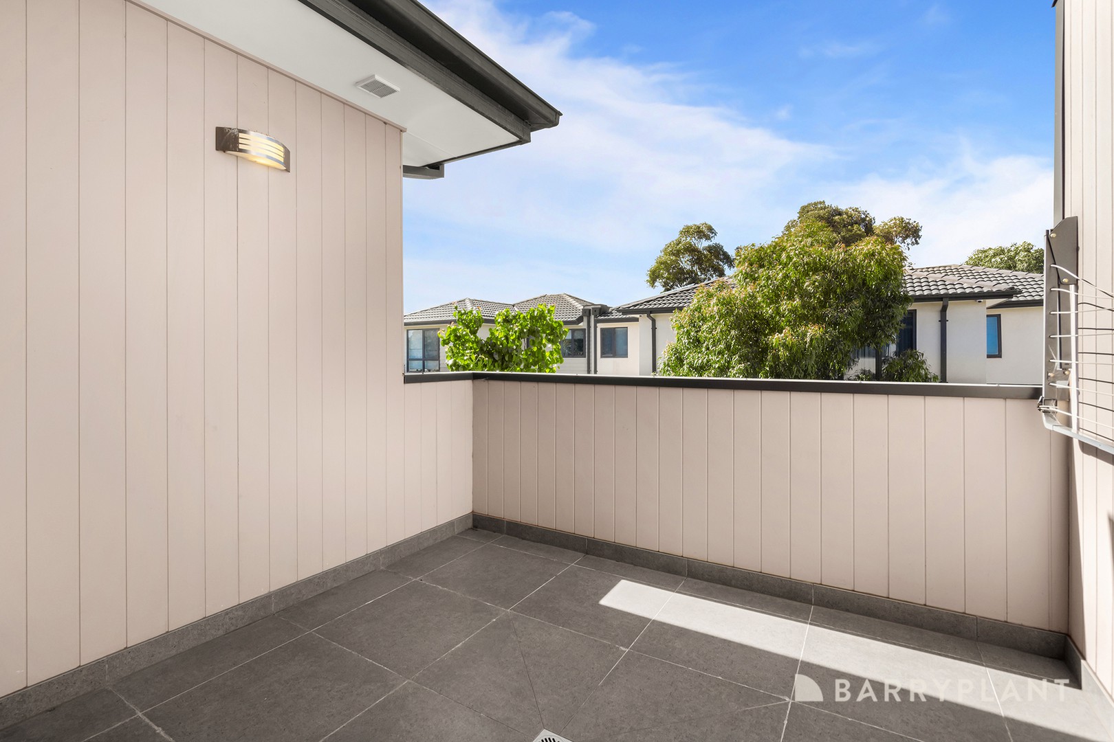 8B Crevelli Street, Reservoir, VIC 3073, Reservoir - Thumbnail 5