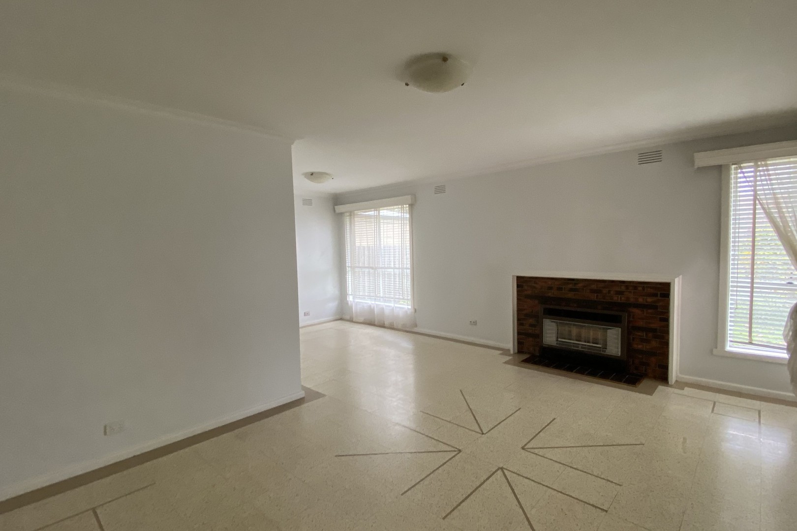 8B Henty Street, Reservoir, VIC 3073, Reservoir - Thumbnail 3