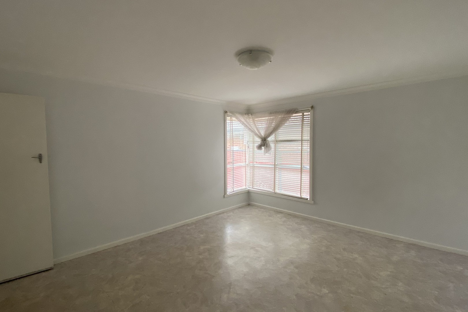 8B Henty Street, Reservoir, VIC 3073, Reservoir - Thumbnail 6