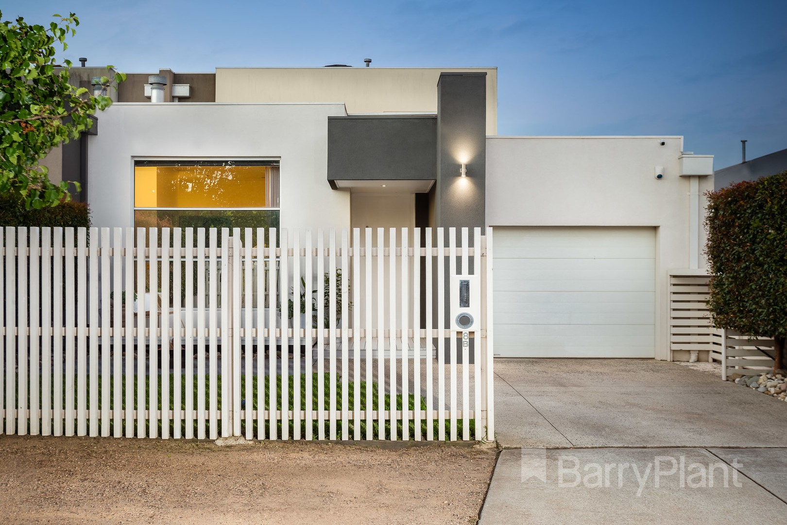 8B San Sebastian Drive, Point Cook, VIC 3030, Point Cook - Thumbnail 2