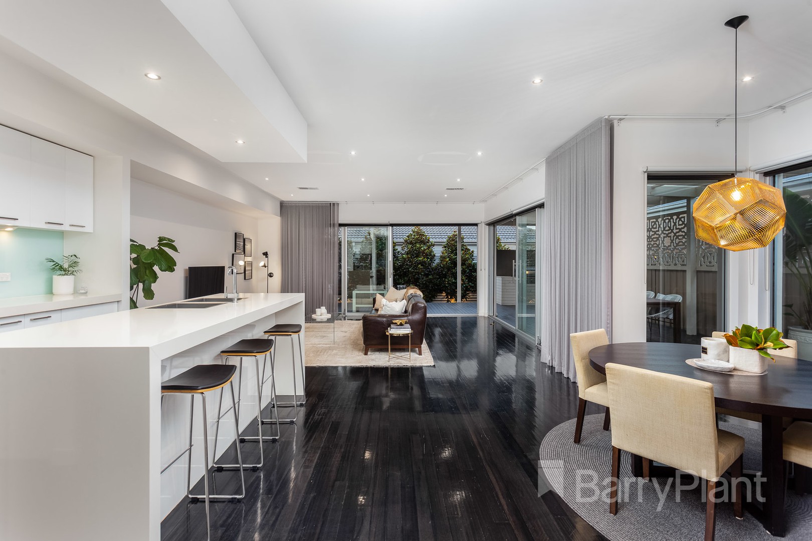 8B San Sebastian Drive, Point Cook, VIC 3030, Point Cook - Thumbnail 8
