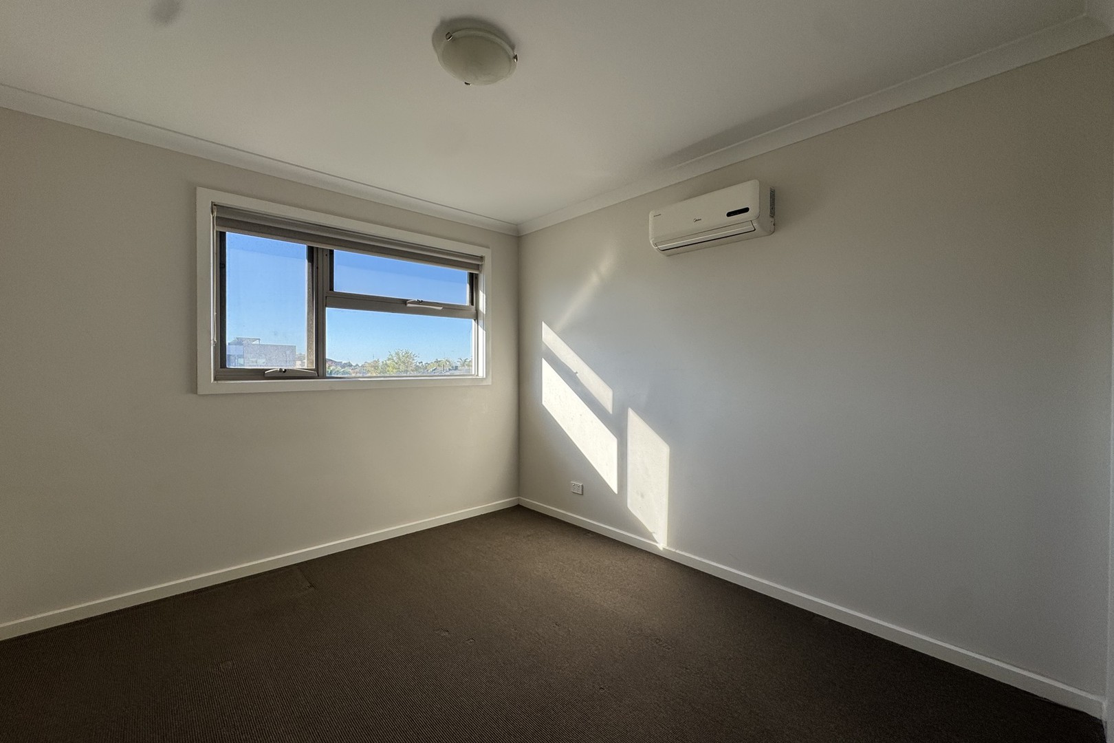 9/1 Sunningdale Drive, Hillside, VIC 3037, Hillside - Thumbnail 3