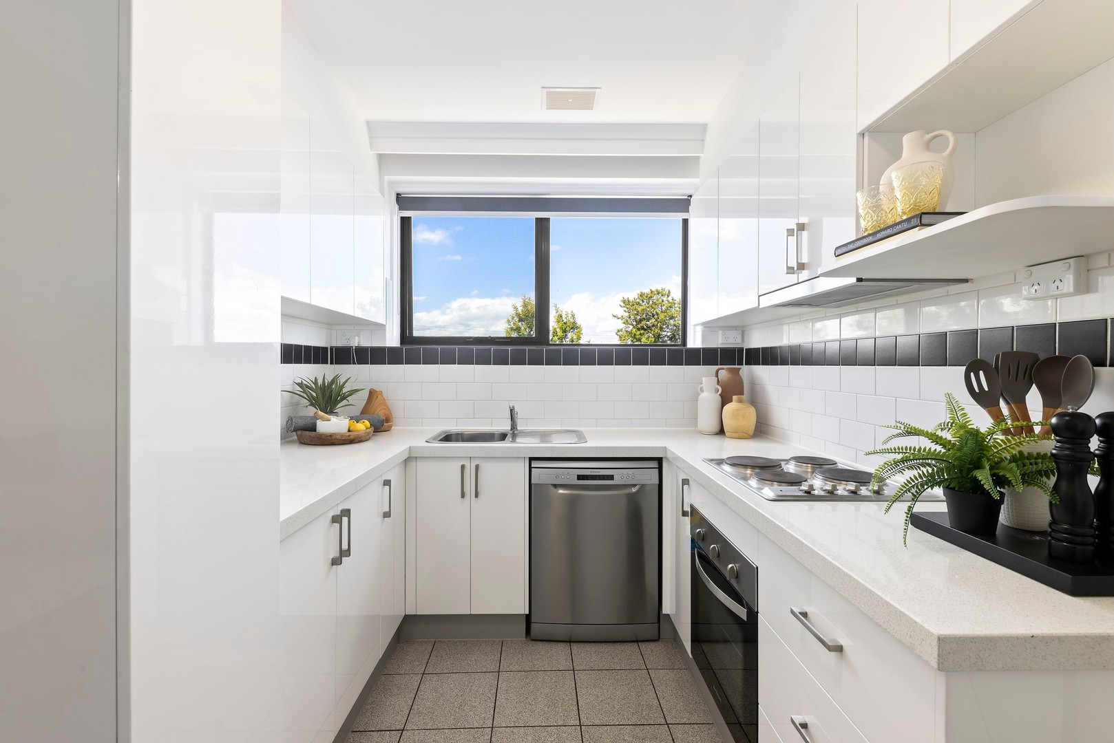 9/10 Middle Road, Maribyrnong, VIC 3032, Maribyrnong - Thumbnail 2