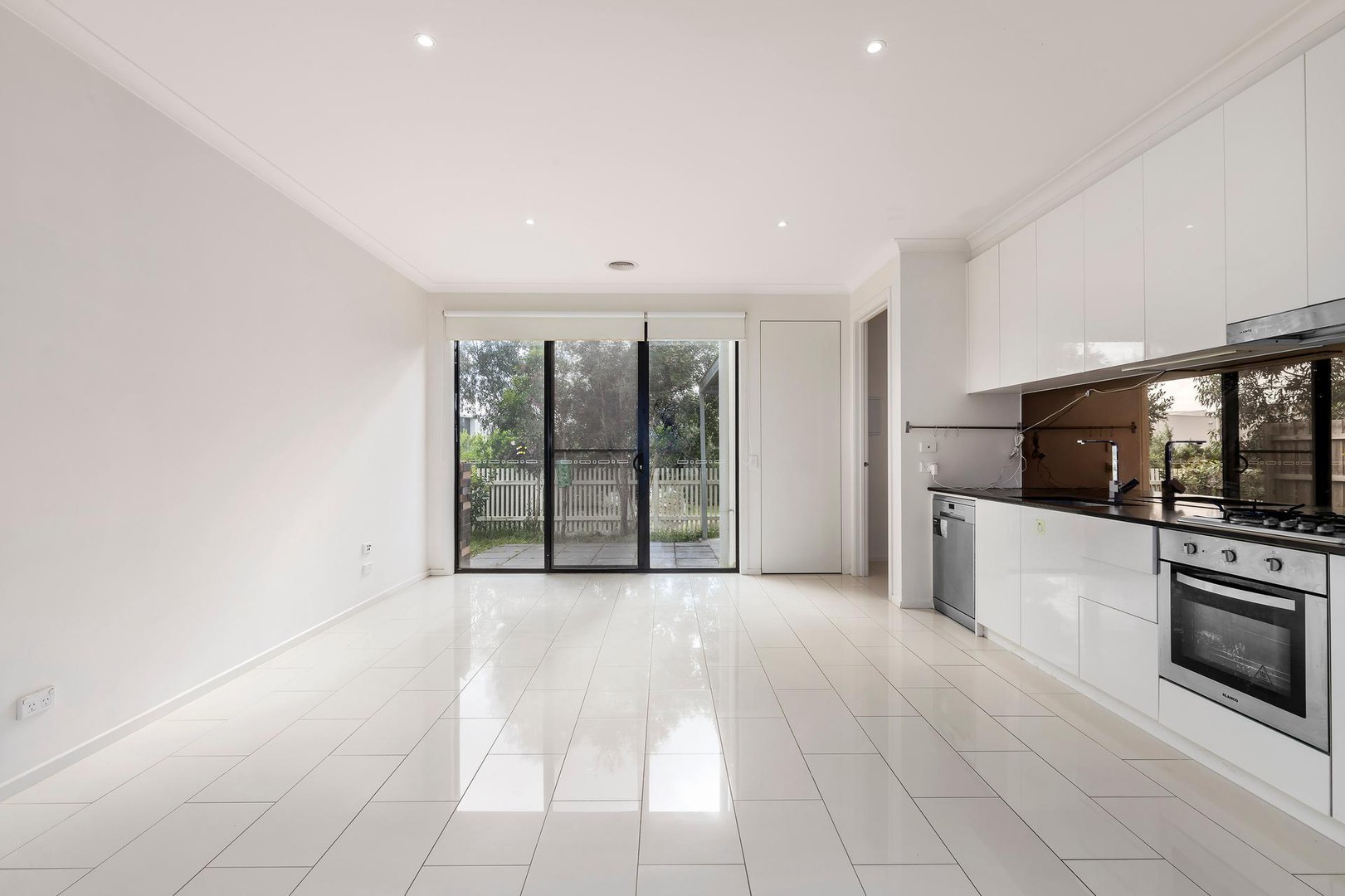9/100 Enterprise Drive, Bundoora, VIC 3083, Bundoora - Thumbnail 2
