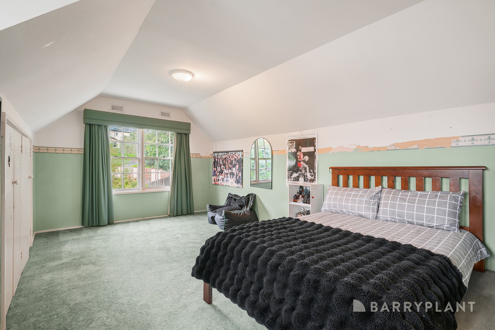 9-11 Dorchester Avenue, Montrose, VIC 3765, Montrose - Thumbnail 5