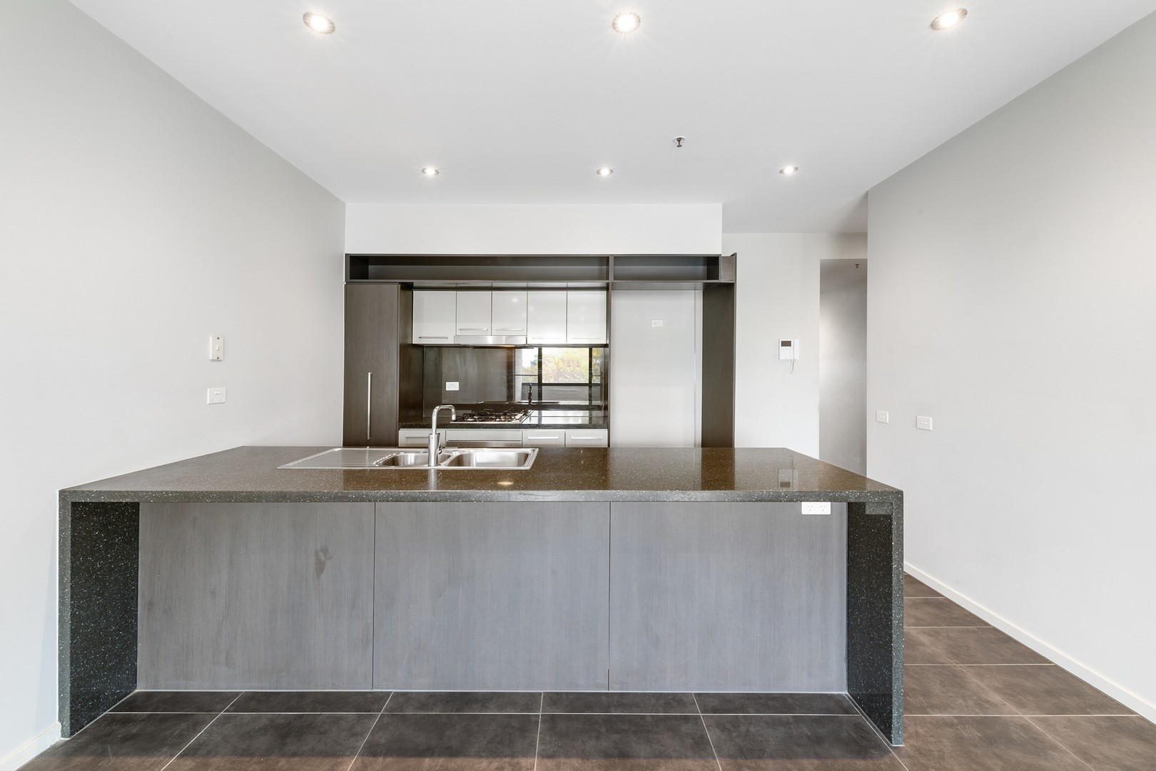 9/11 Monckton Place, Caroline Springs, VIC 3023, Caroline Springs - Thumbnail 3
