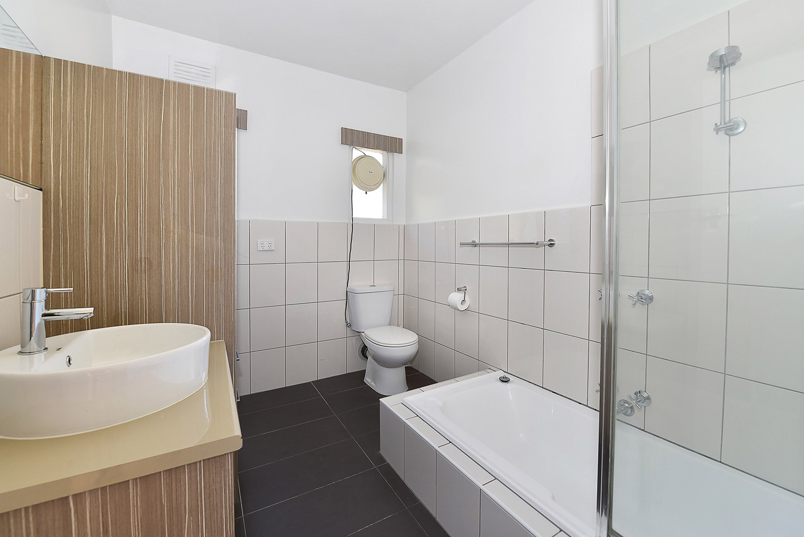 9/139 Napier Street, Essendon, VIC 3040, Essendon - Thumbnail 4