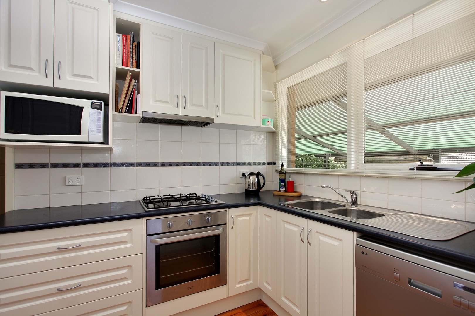 9/14-16 New Street, Ringwood, VIC 3134, Ringwood - Thumbnail 2