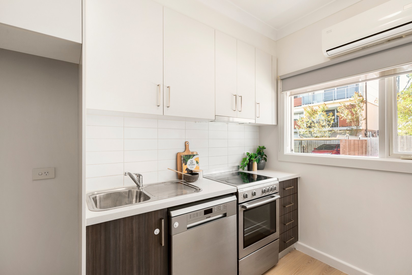 9/14 Caringa Street, Hadfield, VIC 3046, Hadfield - Thumbnail 3