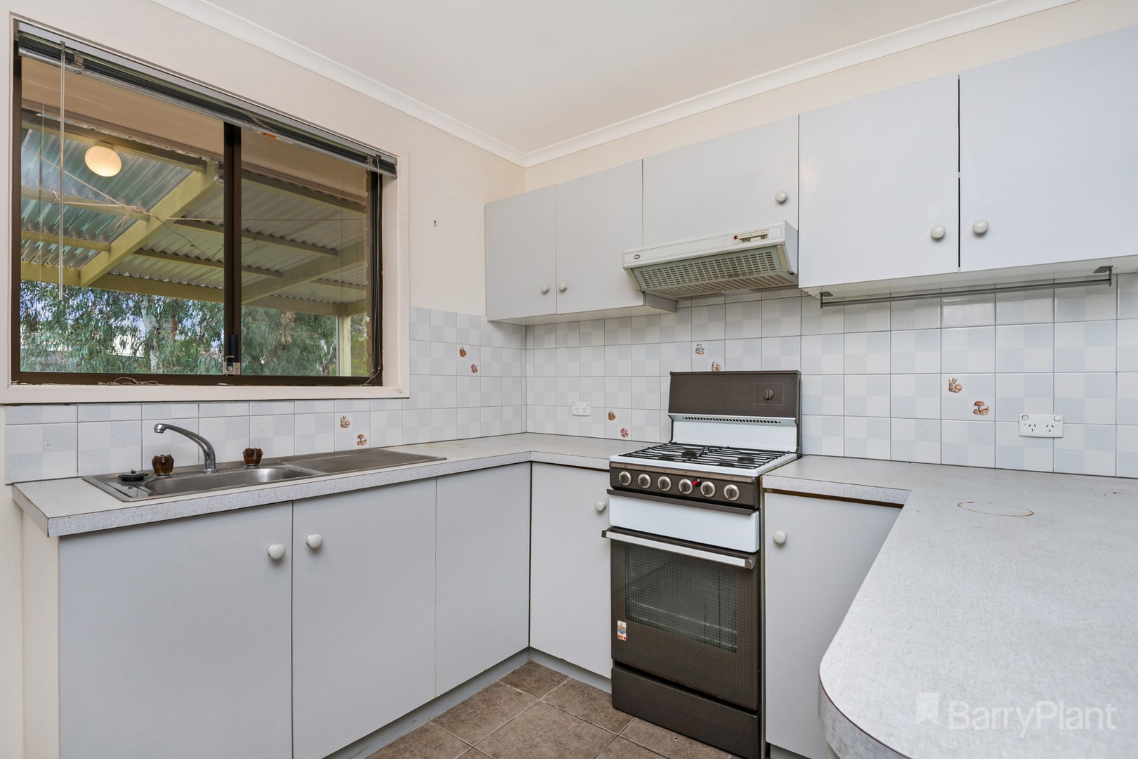 9/18-20 Hoy StreetNorth Bendigo, VIC 3550  - Leased, North Bendigo - Thumbnail 3