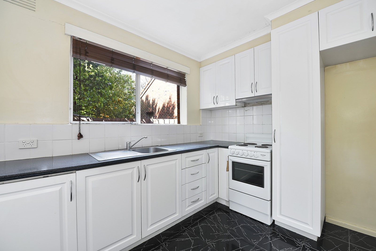 9/20 Fitzgerald Road, Essendon, VIC 3040 - Thumbnail 1 - 12/11/2021