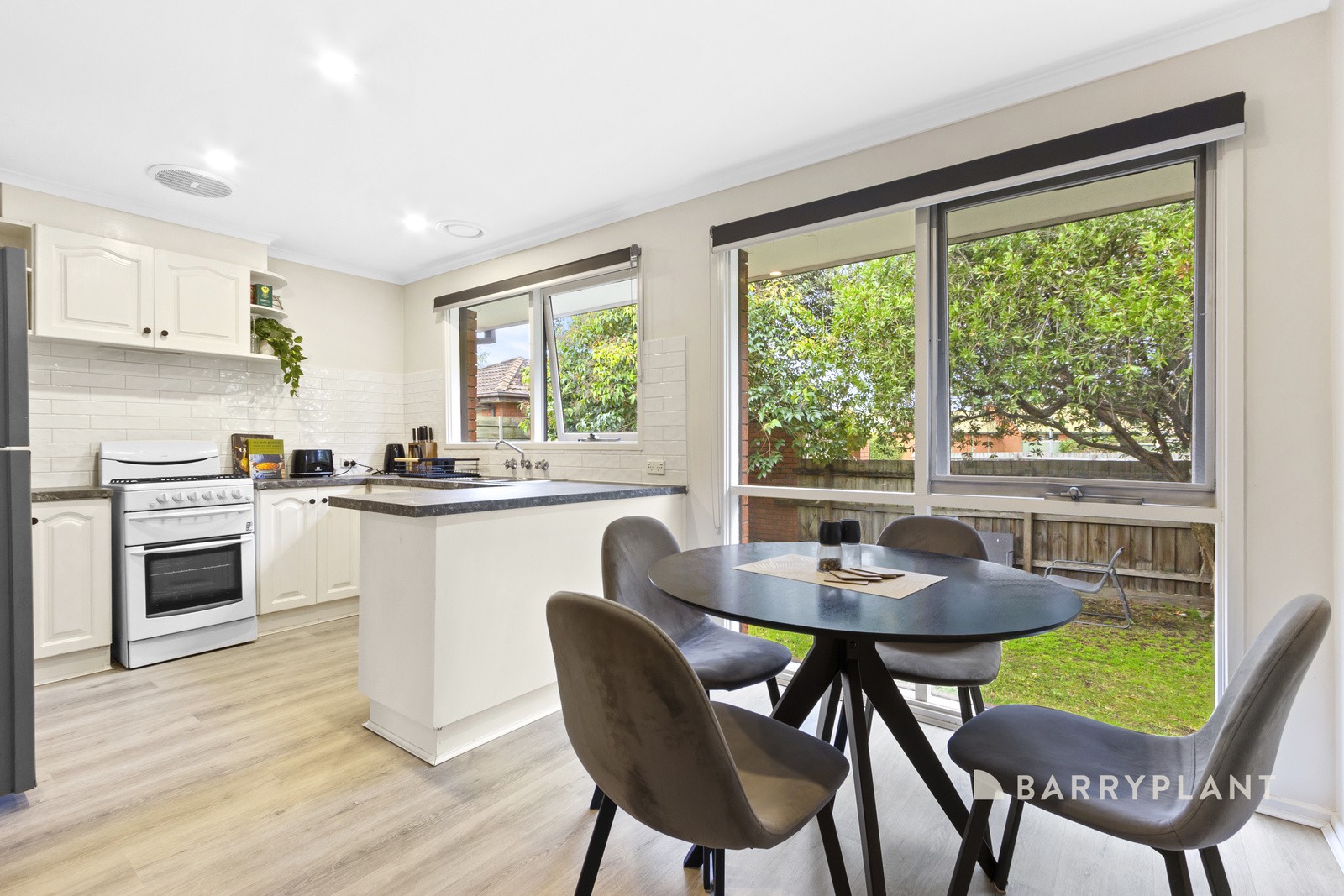 9/22 Neilson Street, Bayswater, VIC 3153, Bayswater - Thumbnail 3