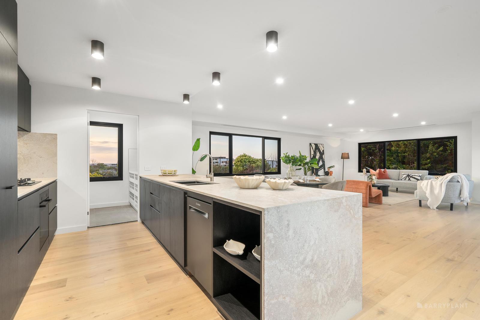 9/23 Carawatha Road, Doncaster, VIC 3108, Doncaster - Thumbnail 3