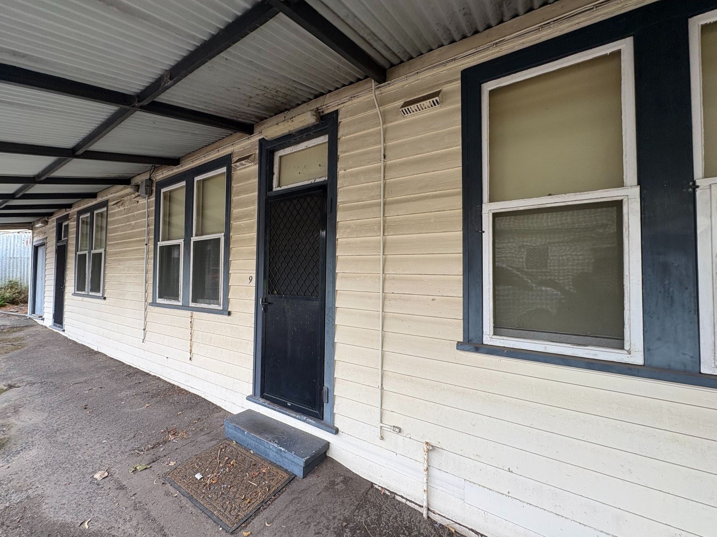 9/272 Latrobe Tce, Newtown, VIC 3220 - Thumbnail 1 - 11/03/2025