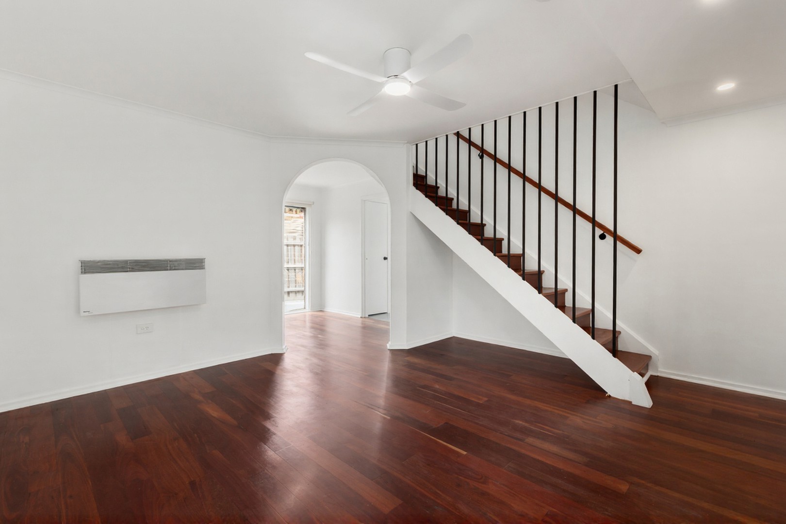 9/28 Mereweather Avenue, Frankston, VIC 3199 - Thumbnail 2 - 15/10/2026