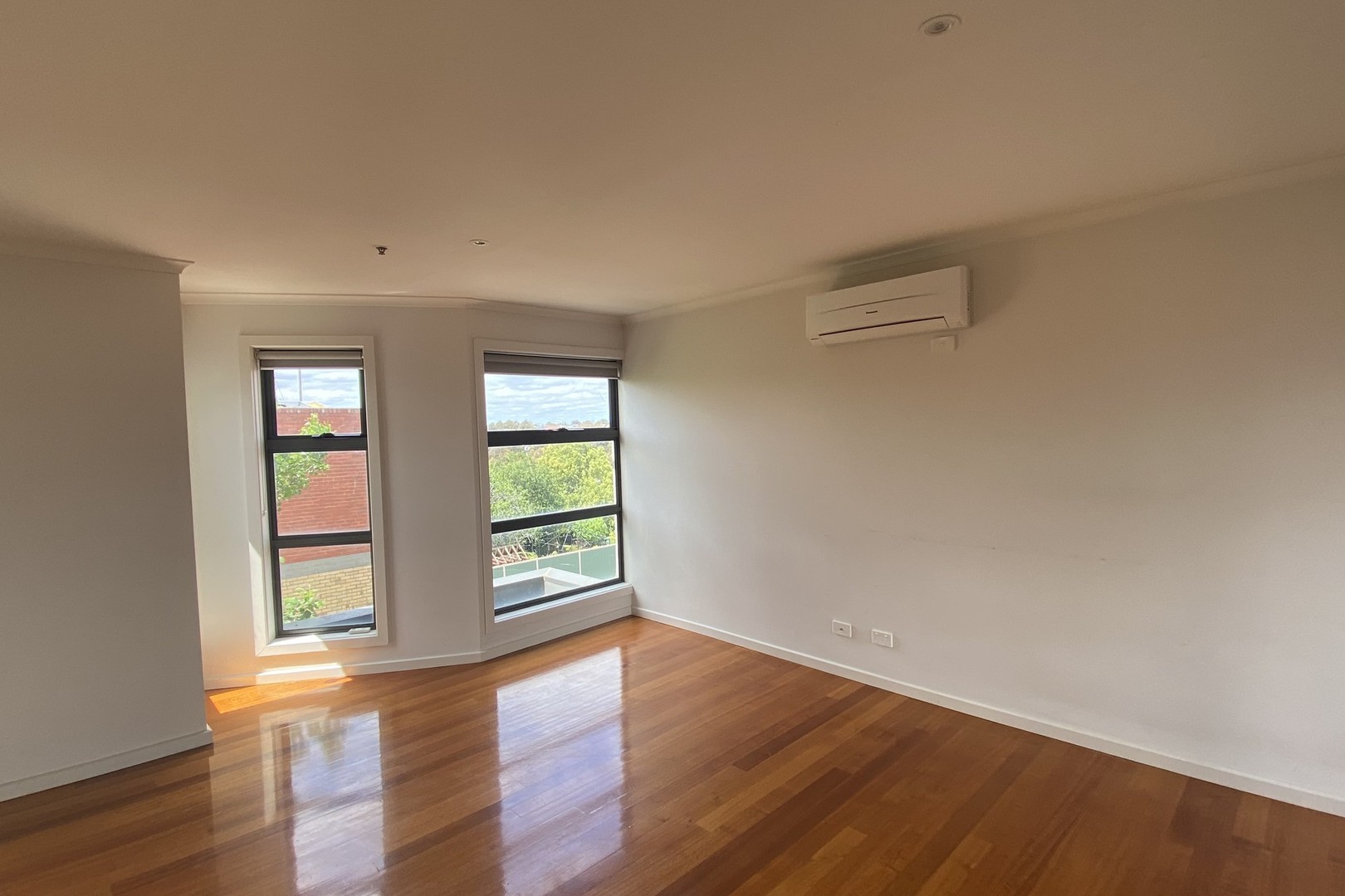 9/289-291 Broadway, Reservoir, VIC 3073 - Thumbnail 1 - 22/10/2021