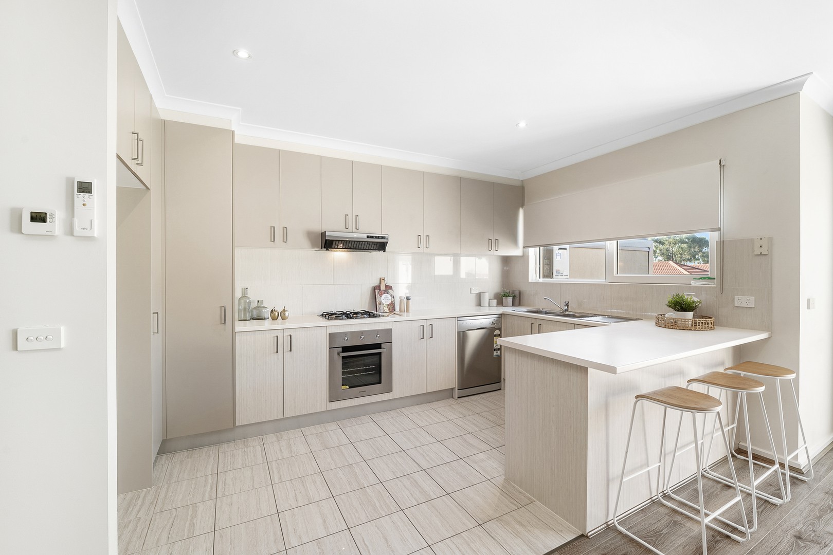 9/3 Gourlay Road, Hillside, VIC 3037, Hillside - Thumbnail 4