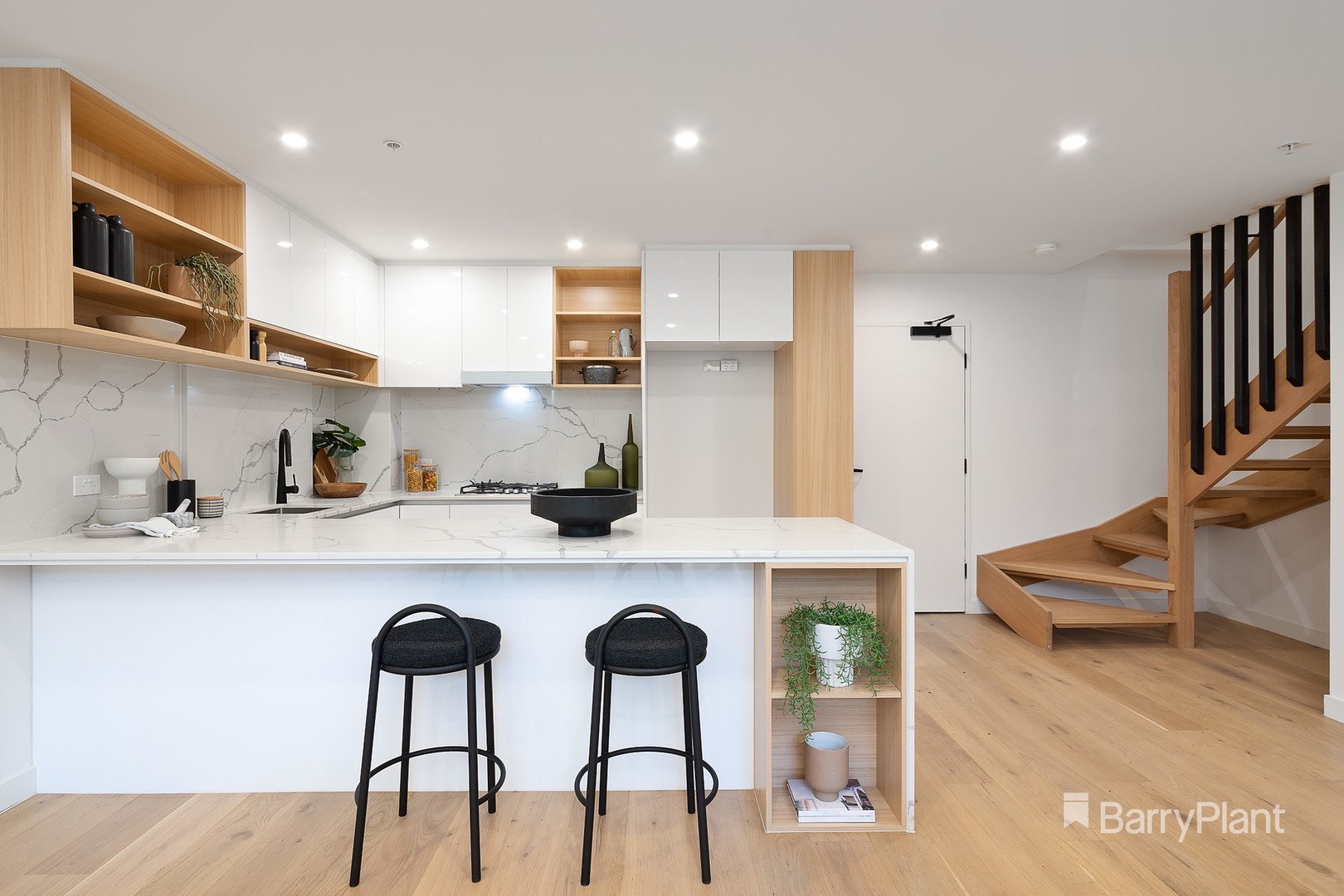 9/31 Pryor Street, Eltham, VIC 3095, Eltham - Thumbnail 2